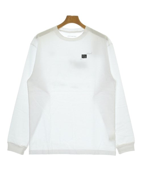 uniform experiment เสื้อยืด/เสื้อท็อปส์