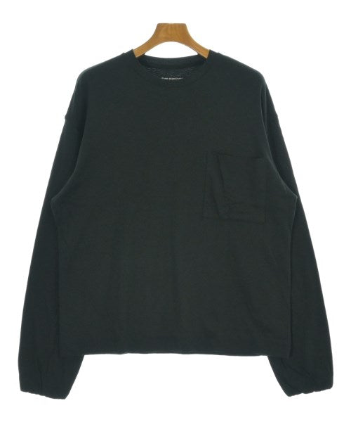 uniform experiment เสื้อยืด/เสื้อท็อปส์