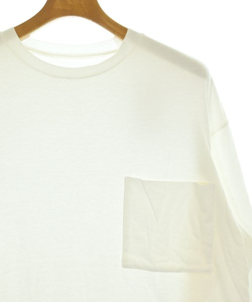 uniform experiment เสื้อยืด/เสื้อท็อปส์