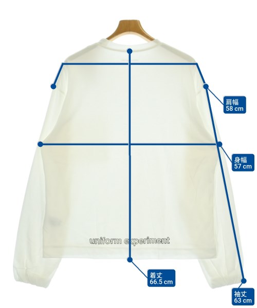 uniform experiment เสื้อยืด/เสื้อท็อปส์