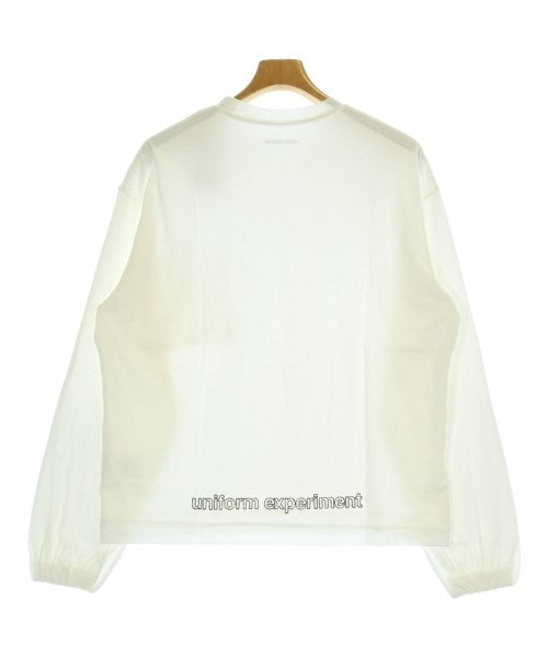 uniform experiment เสื้อยืด/เสื้อท็อปส์
