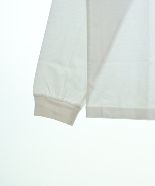 uniform experiment เสื้อยืด/เสื้อท็อปส์