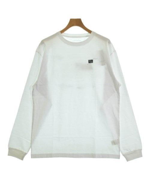 uniform experiment เสื้อยืด/เสื้อท็อปส์