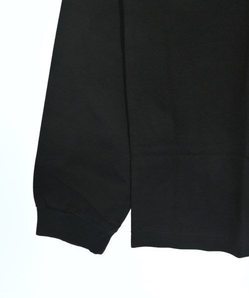 uniform experiment เสื้อยืด/เสื้อท็อปส์