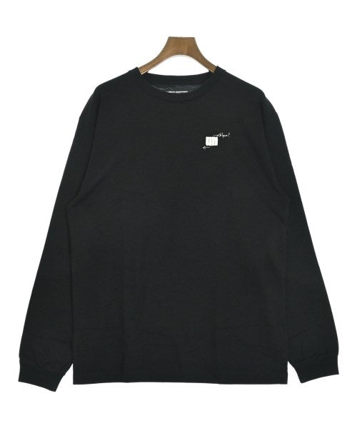 uniform experiment เสื้อยืด/เสื้อท็อปส์