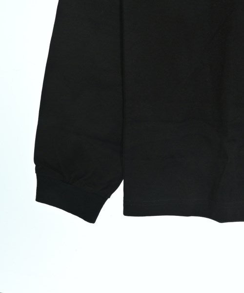 uniform experiment เสื้อยืด/เสื้อท็อปส์