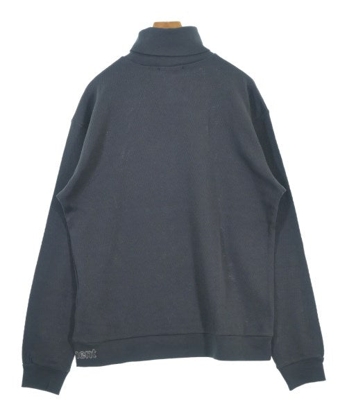 uniform experiment เสื้อยืด/เสื้อท็อปส์