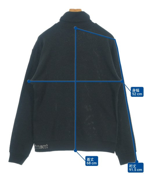 uniform experiment เสื้อยืด/เสื้อท็อปส์