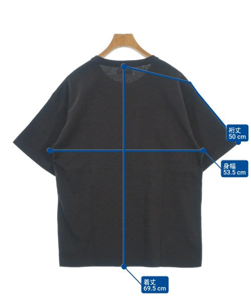 uniform experiment เสื้อยืด/เสื้อท็อปส์