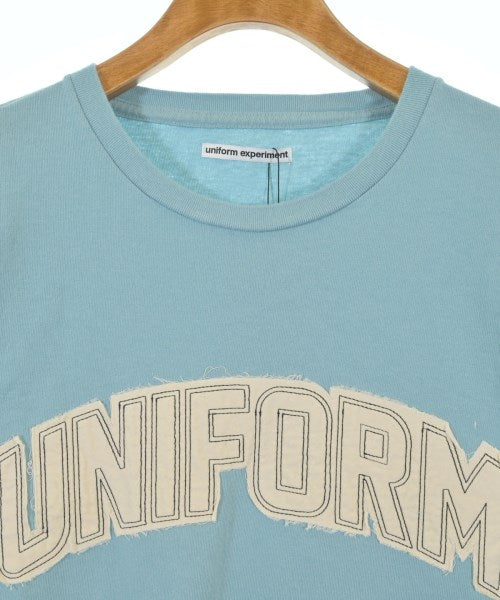 uniform experiment เสื้อยืด/เสื้อท็อปส์