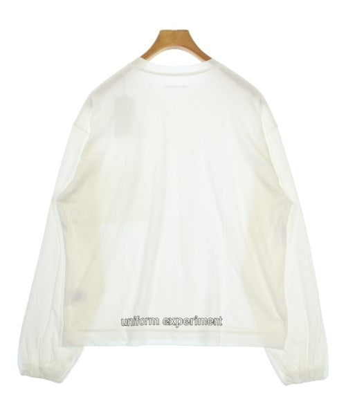 uniform experiment เสื้อยืด/เสื้อท็อปส์