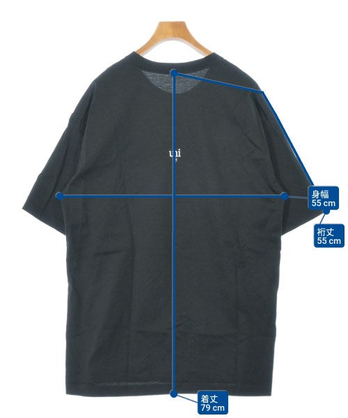 uniform experiment เสื้อยืด/เสื้อท็อปส์