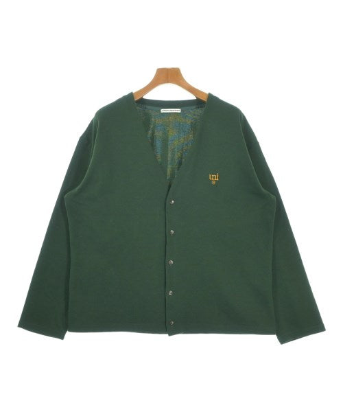 uniform experiment เสื้อยืด/เสื้อท็อปส์