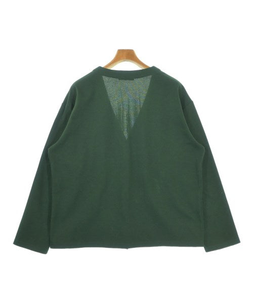 uniform experiment เสื้อยืด/เสื้อท็อปส์