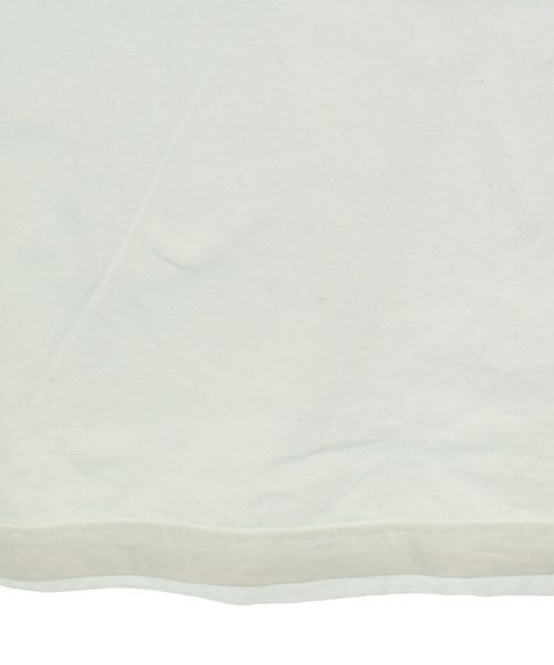 uniform experiment เสื้อยืด/เสื้อท็อปส์