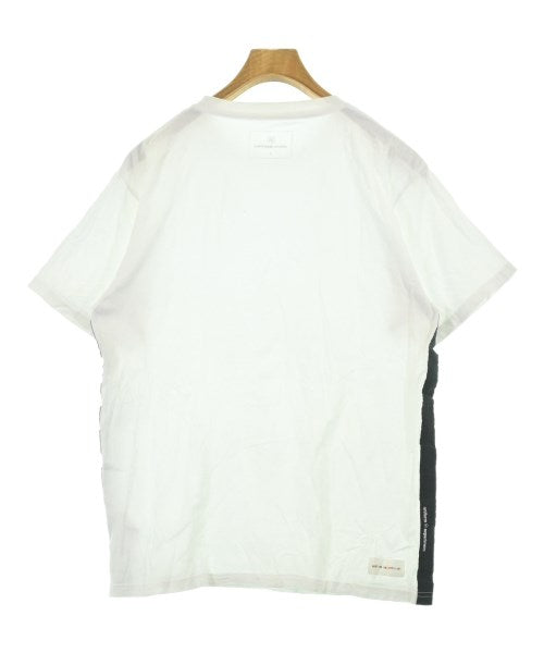 uniform experiment เสื้อยืด/เสื้อท็อปส์