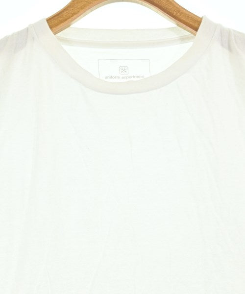 uniform experiment เสื้อยืด/เสื้อท็อปส์
