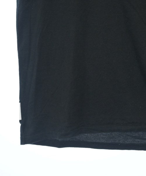 uniform experiment เสื้อยืด/เสื้อท็อปส์
