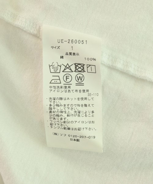uniform experiment เสื้อยืด/เสื้อท็อปส์