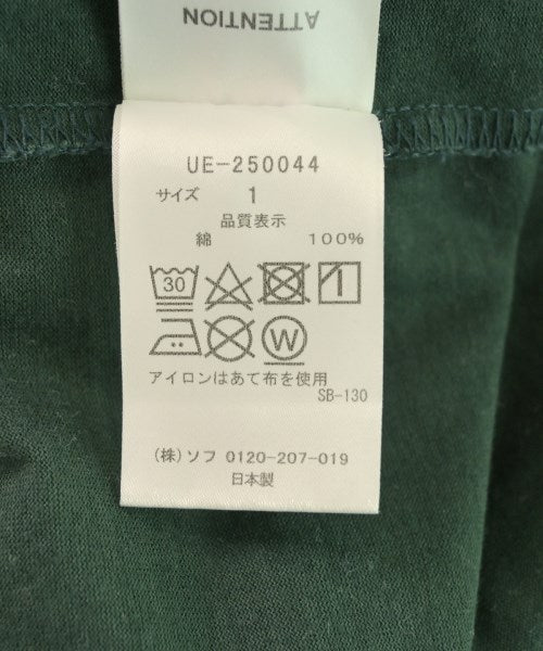 uniform experiment เสื้อยืด/เสื้อท็อปส์
