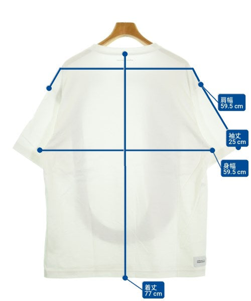 uniform experiment เสื้อยืด/เสื้อท็อปส์