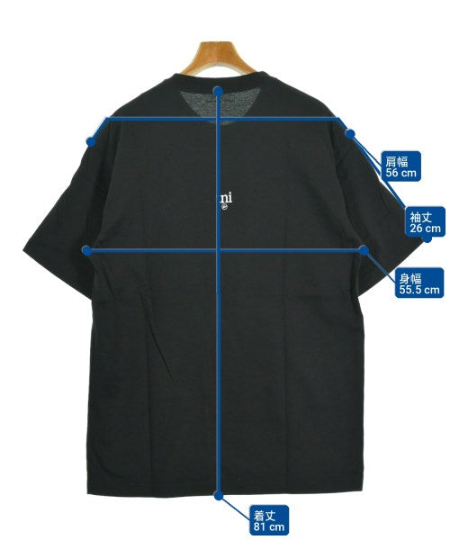 uniform experiment เสื้อยืด/เสื้อท็อปส์