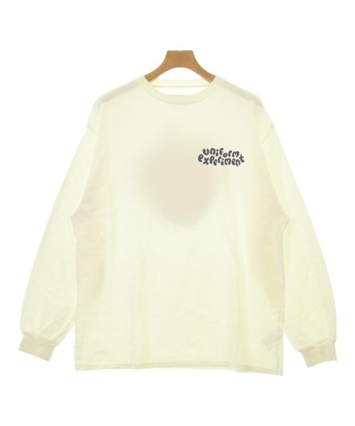 uniform experiment เสื้อยืด/เสื้อท็อปส์