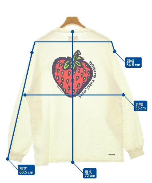 uniform experiment เสื้อยืด/เสื้อท็อปส์