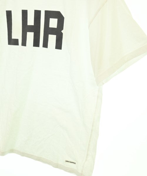 uniform experiment เสื้อยืด/เสื้อท็อปส์