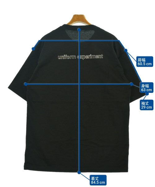 uniform experiment เสื้อยืด/เสื้อท็อปส์