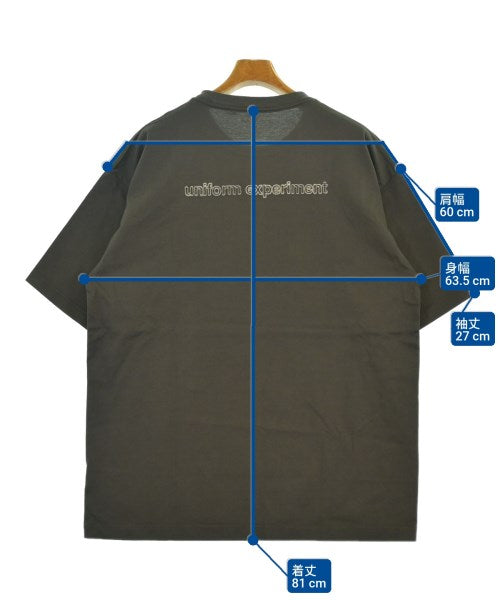 uniform experiment เสื้อยืด/เสื้อท็อปส์