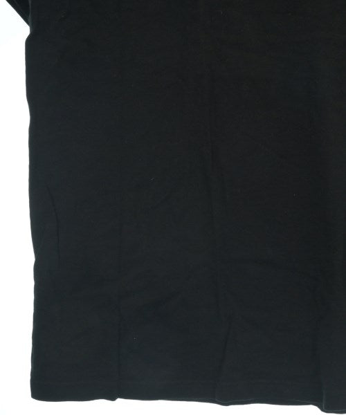 uniform experiment เสื้อยืด/เสื้อท็อปส์