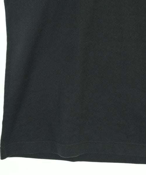 uniform experiment เสื้อยืด/เสื้อท็อปส์