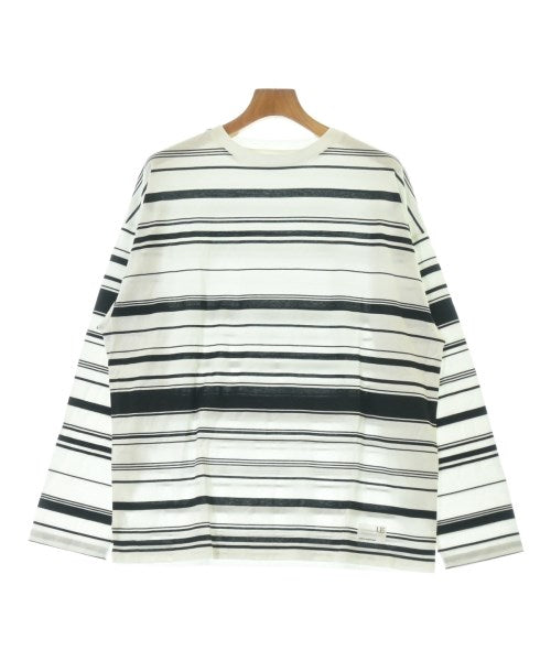 uniform experiment เสื้อยืด/เสื้อท็อปส์