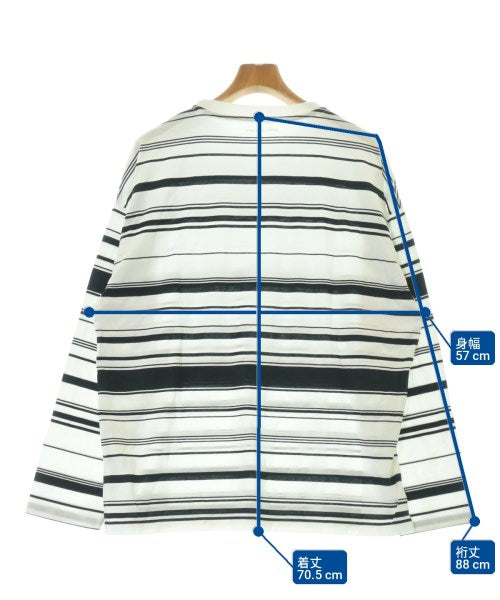 uniform experiment เสื้อยืด/เสื้อท็อปส์