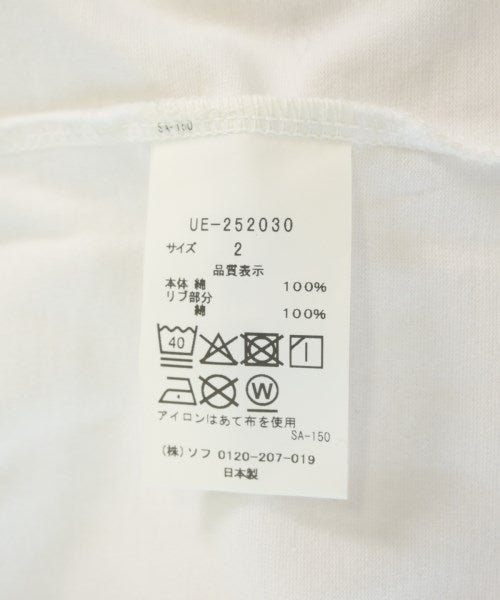 uniform experiment เสื้อยืด/เสื้อท็อปส์
