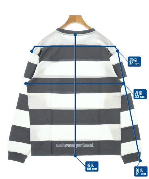 uniform experiment เสื้อยืด/เสื้อท็อปส์
