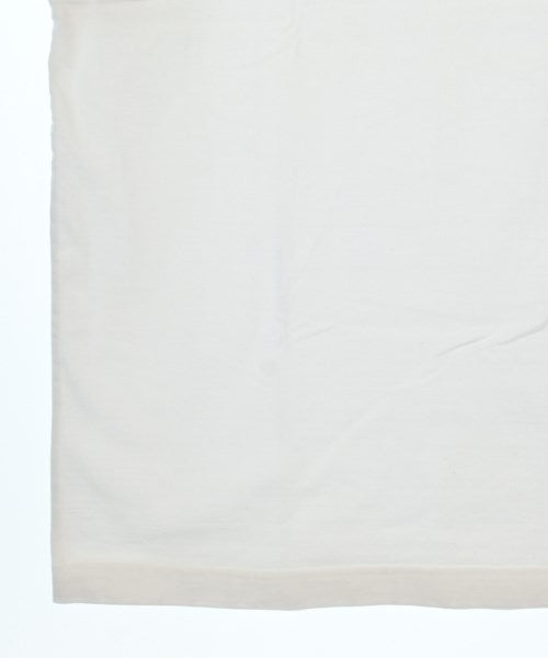 uniform experiment เสื้อยืด/เสื้อท็อปส์