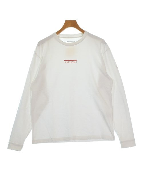 uniform experiment เสื้อยืด/เสื้อท็อปส์