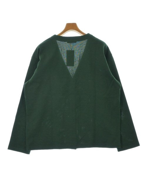 uniform experiment เสื้อยืด/เสื้อท็อปส์