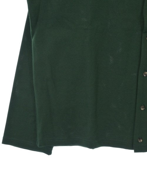 uniform experiment เสื้อยืด/เสื้อท็อปส์