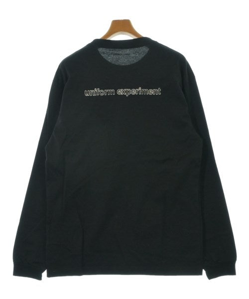 uniform experiment เสื้อยืด/เสื้อท็อปส์