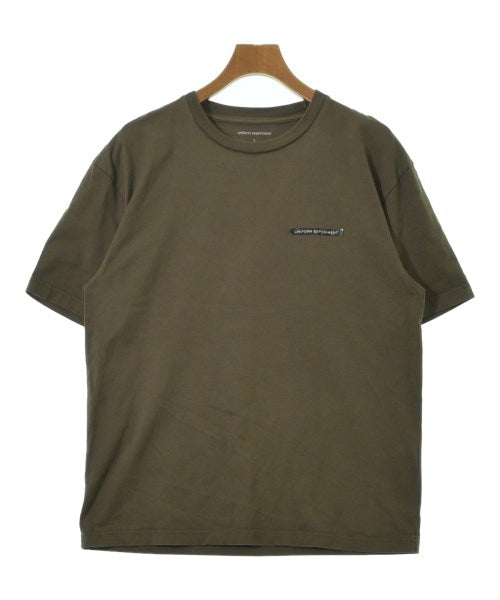 uniform experiment เสื้อยืด/เสื้อท็อปส์