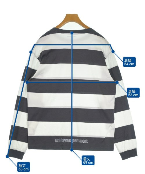 uniform experiment เสื้อยืด/เสื้อท็อปส์