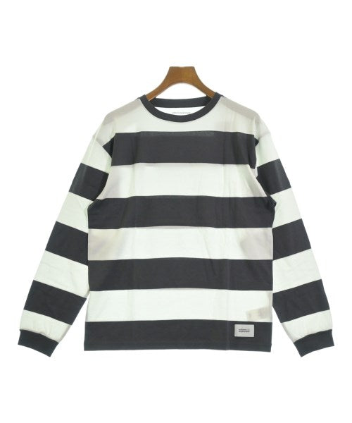 uniform experiment เสื้อยืด/เสื้อท็อปส์