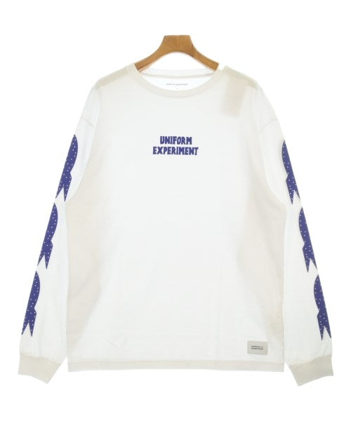 uniform experiment เสื้อยืด/เสื้อท็อปส์