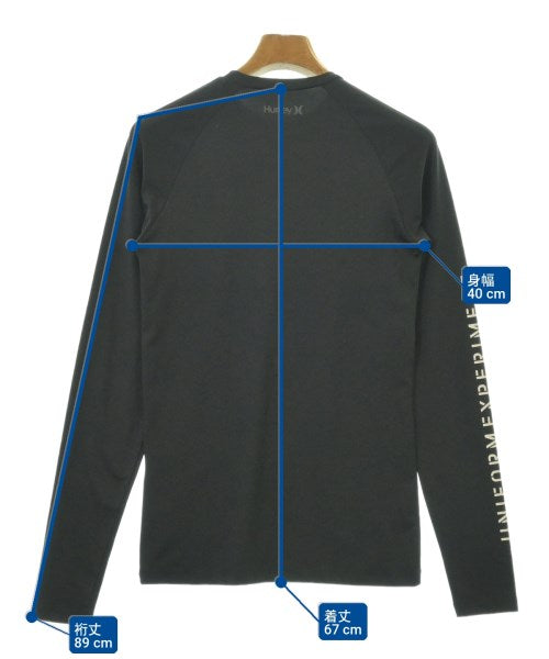 uniform experiment เสื้อยืด/เสื้อท็อปส์