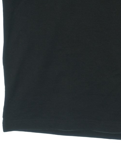 uniform experiment เสื้อยืด/เสื้อท็อปส์