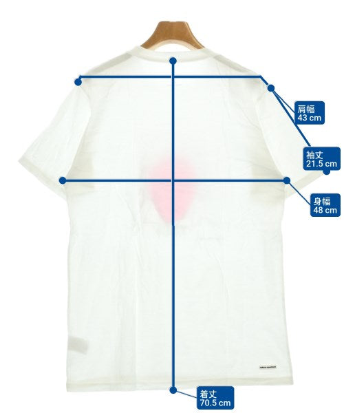 uniform experiment เสื้อยืด/เสื้อท็อปส์
