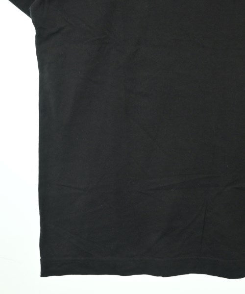 uniform experiment เสื้อยืด/เสื้อท็อปส์
